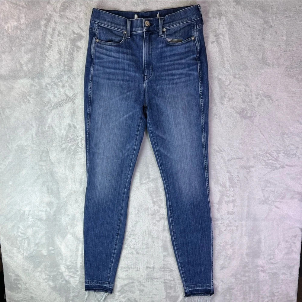 AYR The Riser Jeans 29* Skinny Fit Medium Wash Blue Ankle Fray Denim Casual